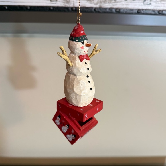 RARE House of Hatten Rawson Snowman Ornament on Red Box 5” 2009 Christmas Winter - Picture 5 of 11